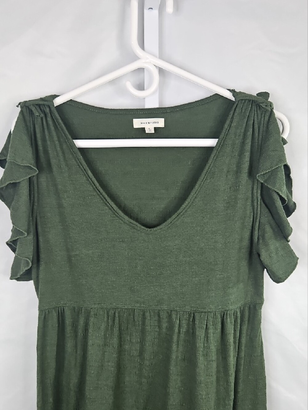 Max Studio Dark Olive Tiered V-Neck Ruffle Sleeve Dress Size Small - Picture 3 of 8